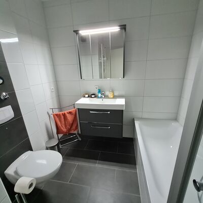 Bild vergr&ouml;&szlig;ern: Ferienwohnung Agnes - Bad