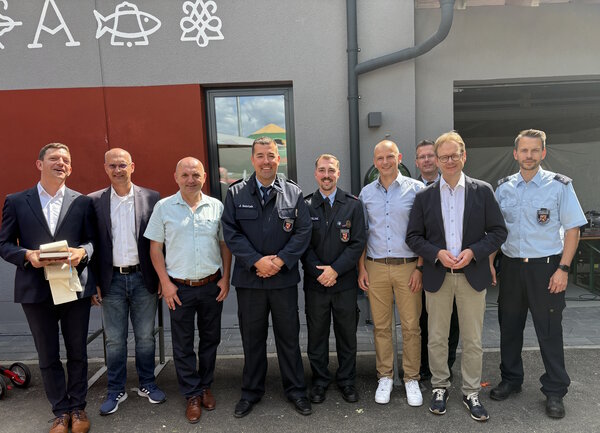 Bild vergr&ouml;&szlig;ern: Feuerwehrfest Neupotz