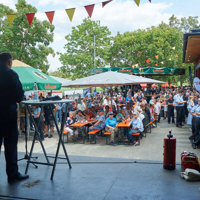 Bild vergr&ouml;&szlig;ern: Feuerwehrfest Neupotz