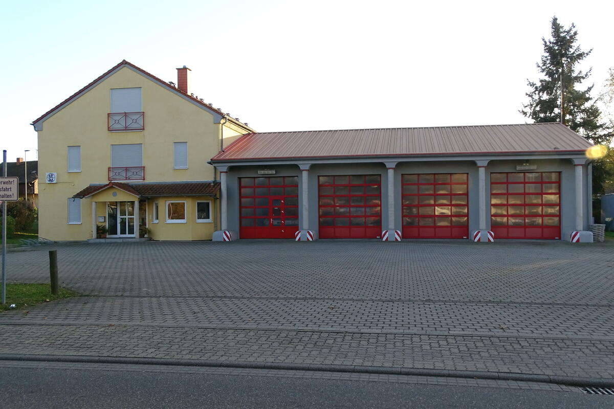 Bild vergrößern: Foto vom Feuerwehrhaus Rheinzabern