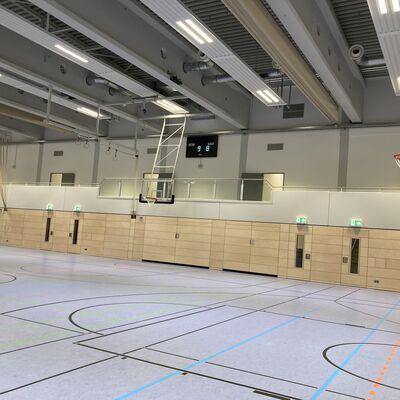 Bild vergrößern: Sporthalle der Verbandsgemeinde Jockgrim - Hallenfußboden
